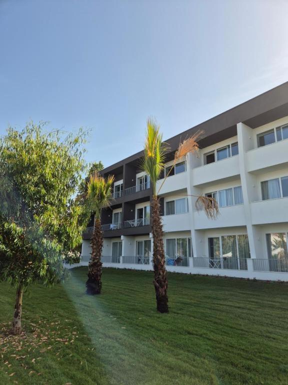Suite Hotel Dominicus Grisolia Extérieur photo