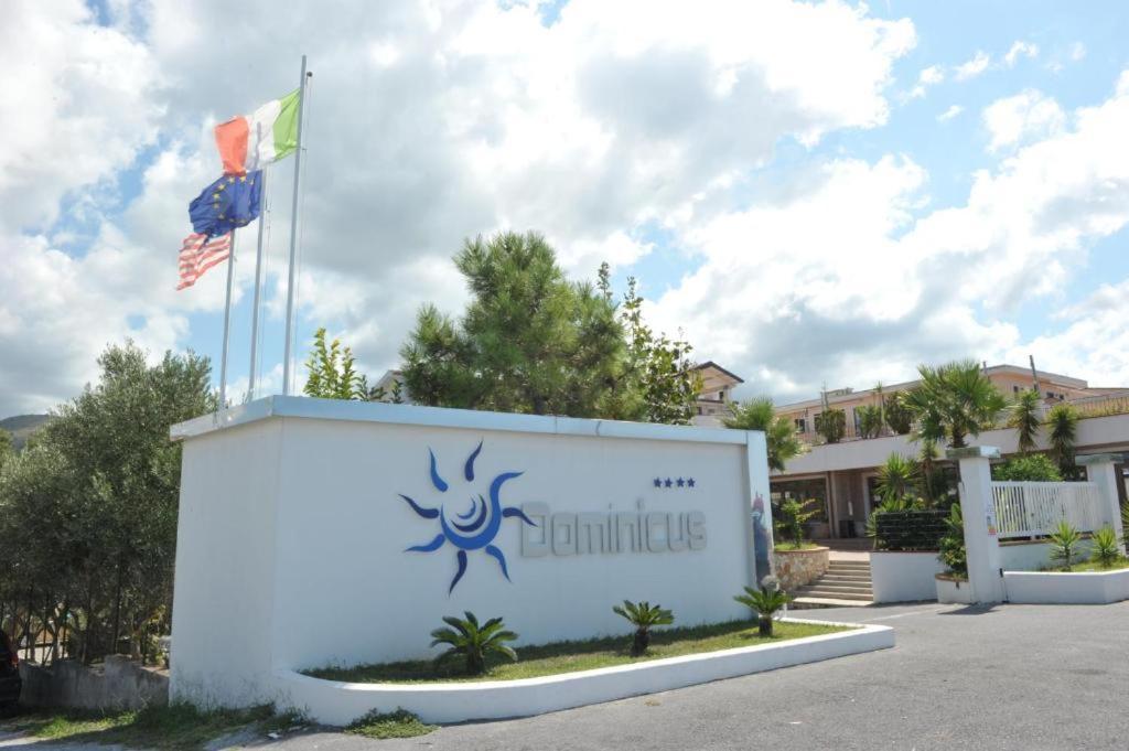 Suite Hotel Dominicus Grisolia Extérieur photo